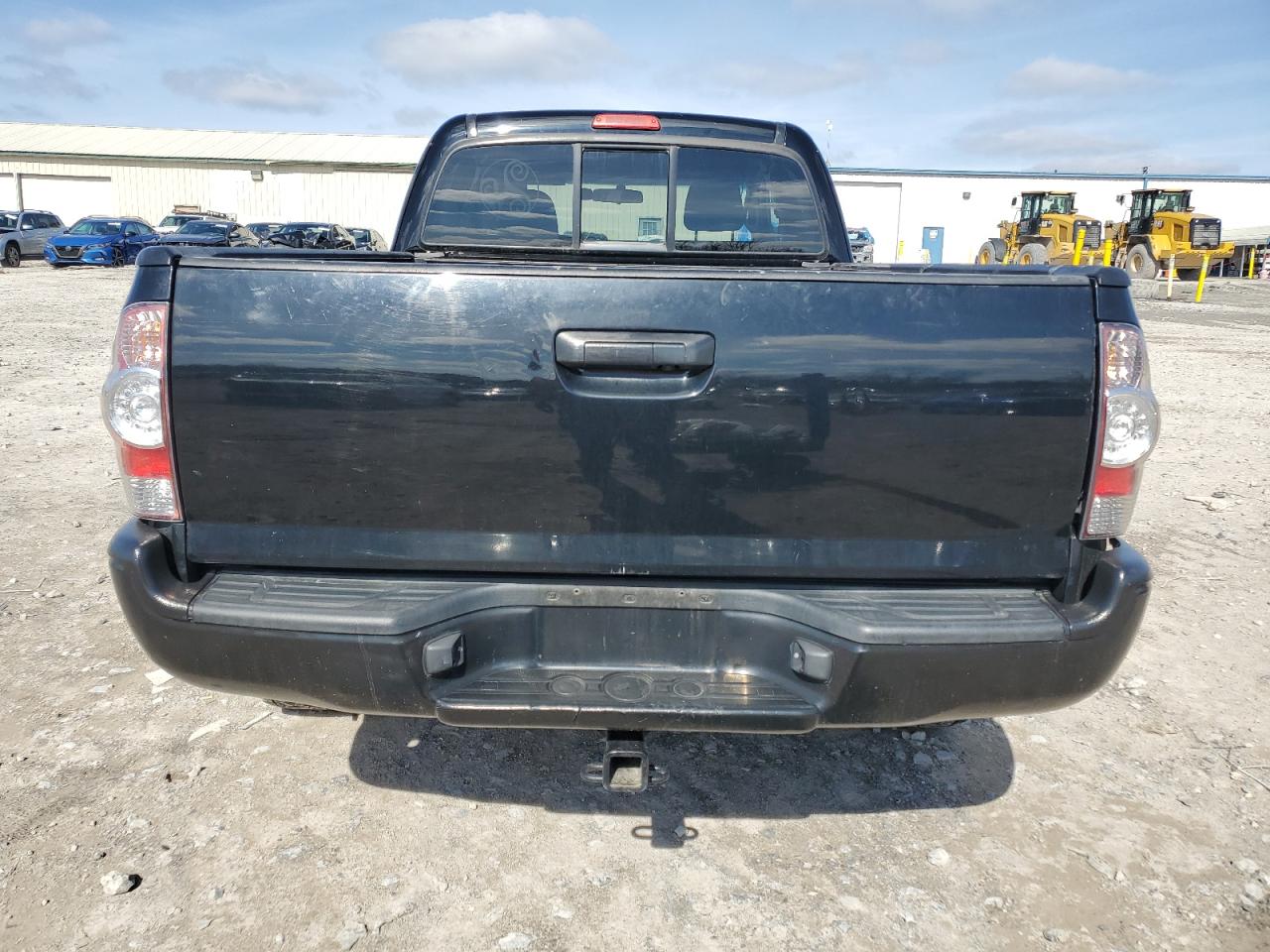 2015 Toyota Tacoma - Image 6