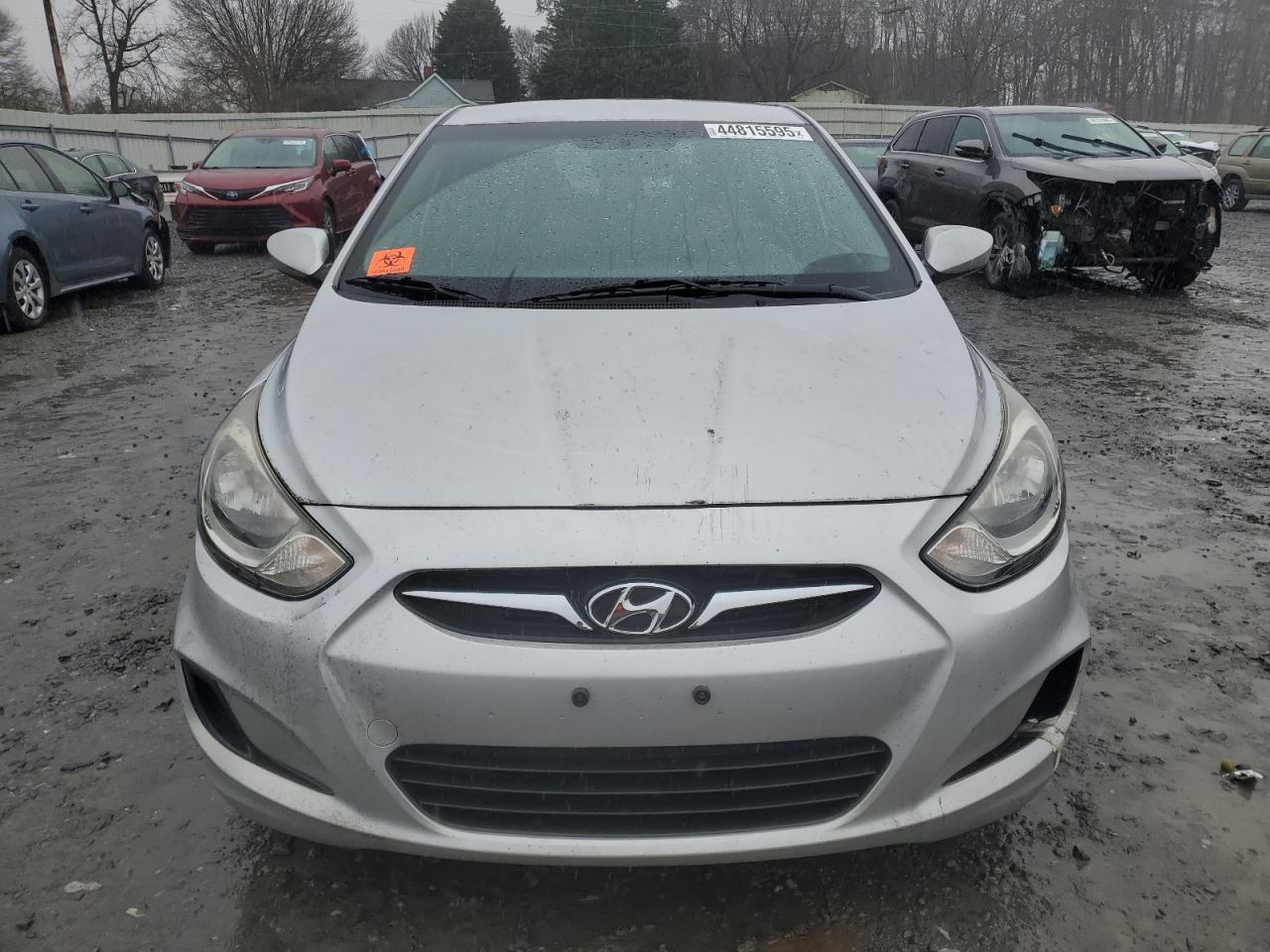 2014 Hyundai Accent - Image 5