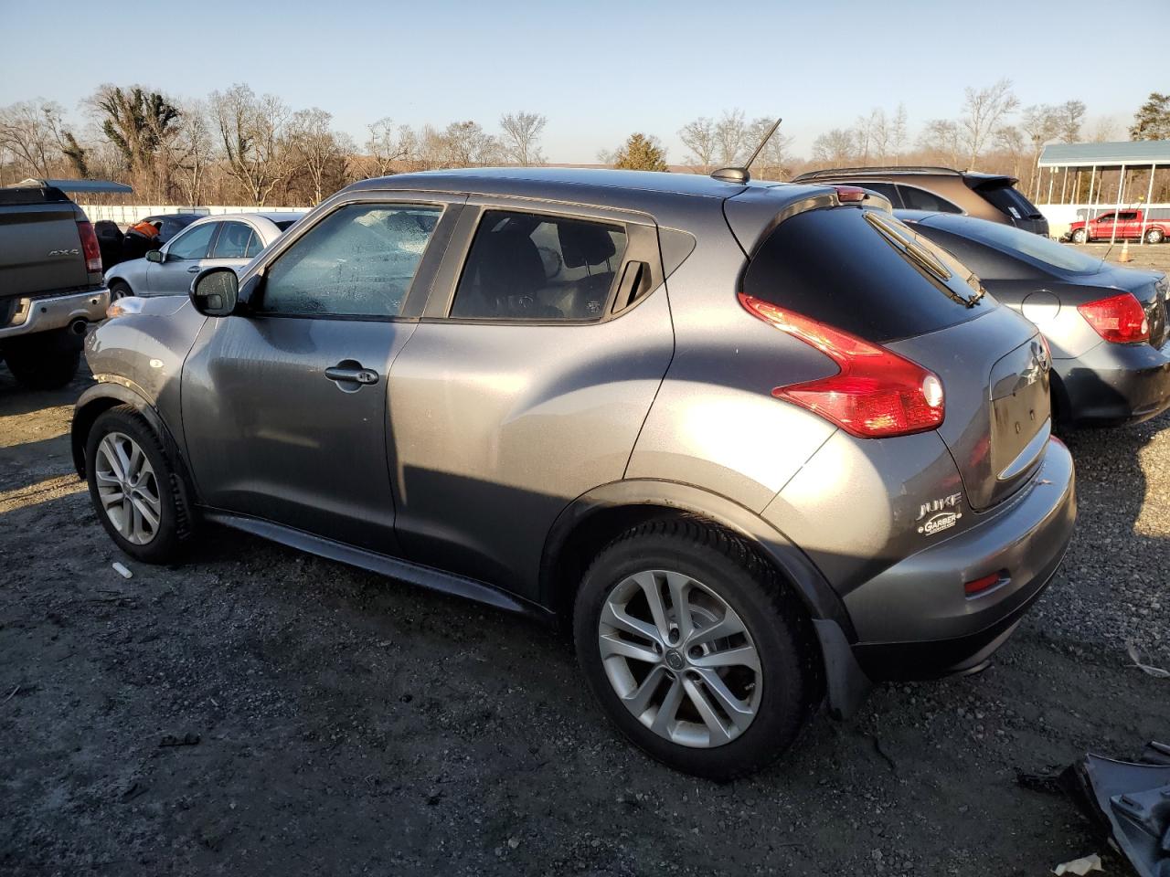 2011 Nissan Juke - Image 2