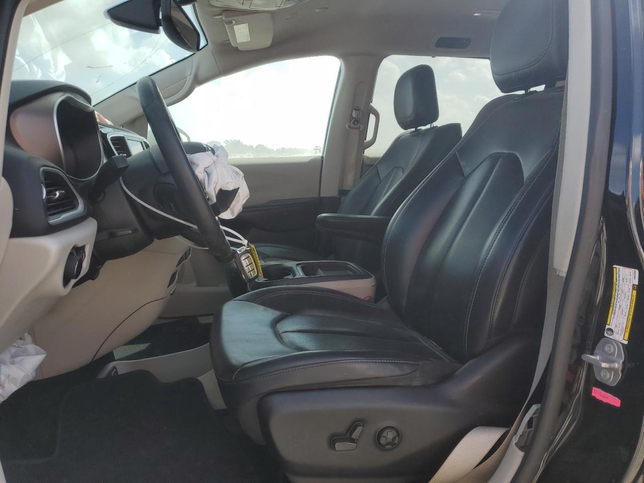 2021 Chrysler Voyager - Image 7
