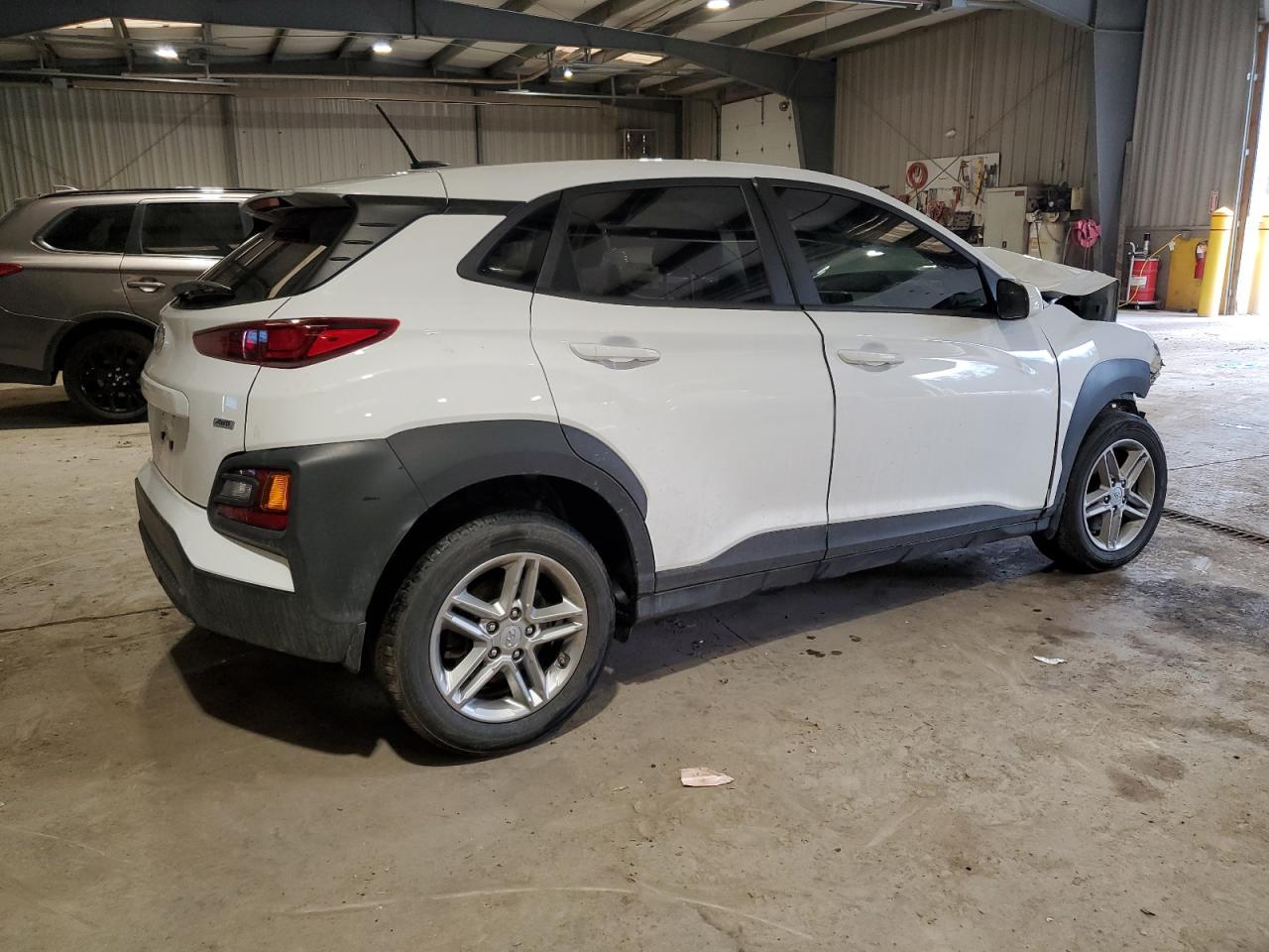 2021 Hyundai Kona - Image 3
