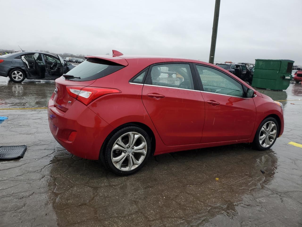 2014 Hyundai Elantra - Image 3