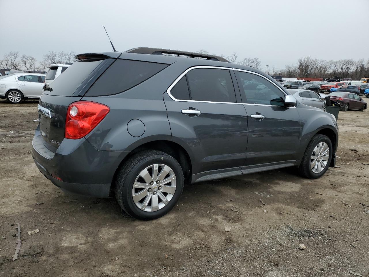 2010 Chevrolet Equinox - Image 3