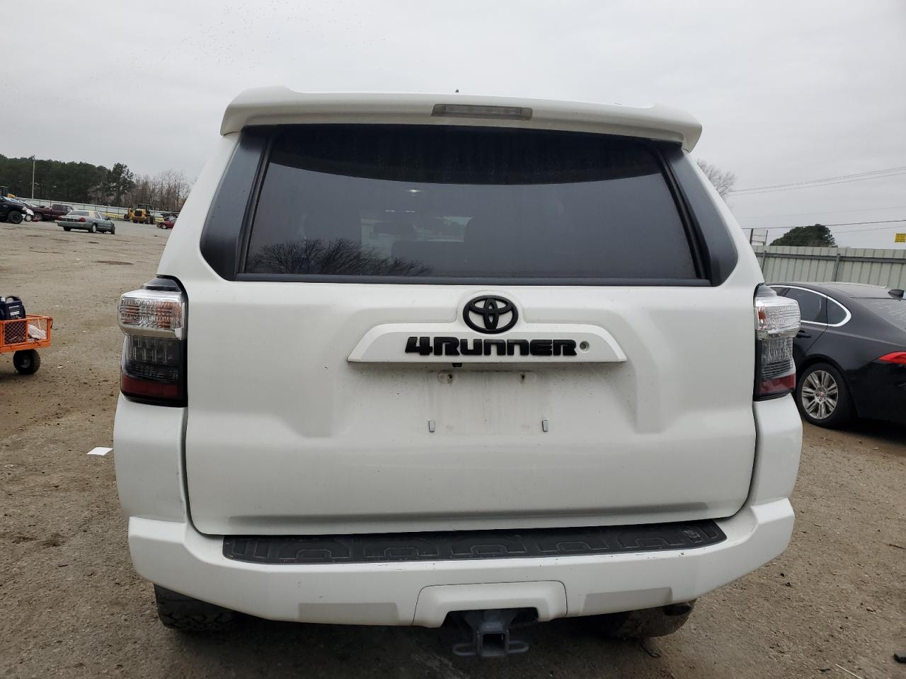 2016 Toyota 4Runner - Image 6