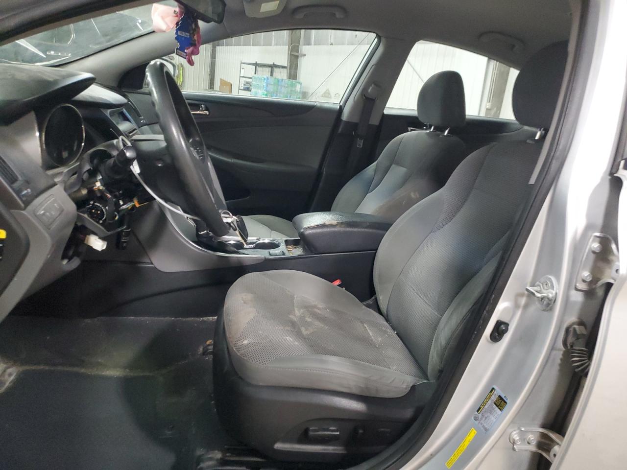 2013 Hyundai Sonata - Image 7