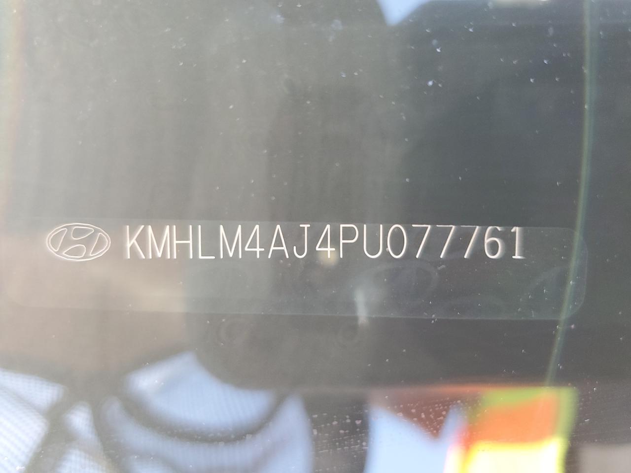 2023 Hyundai Elantra - Image 12