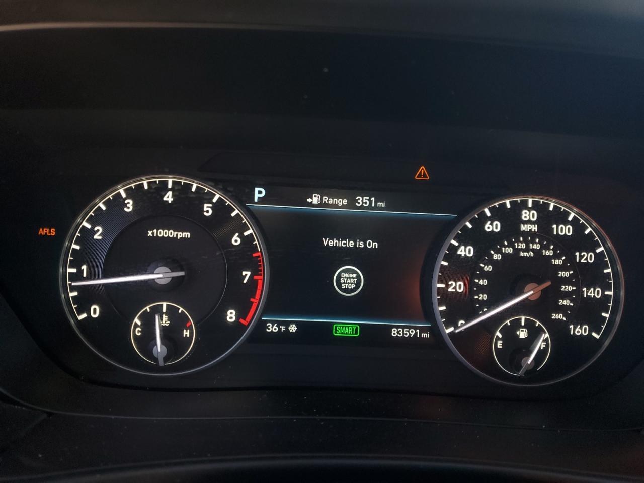 2017 Genesis G90 - Image 9