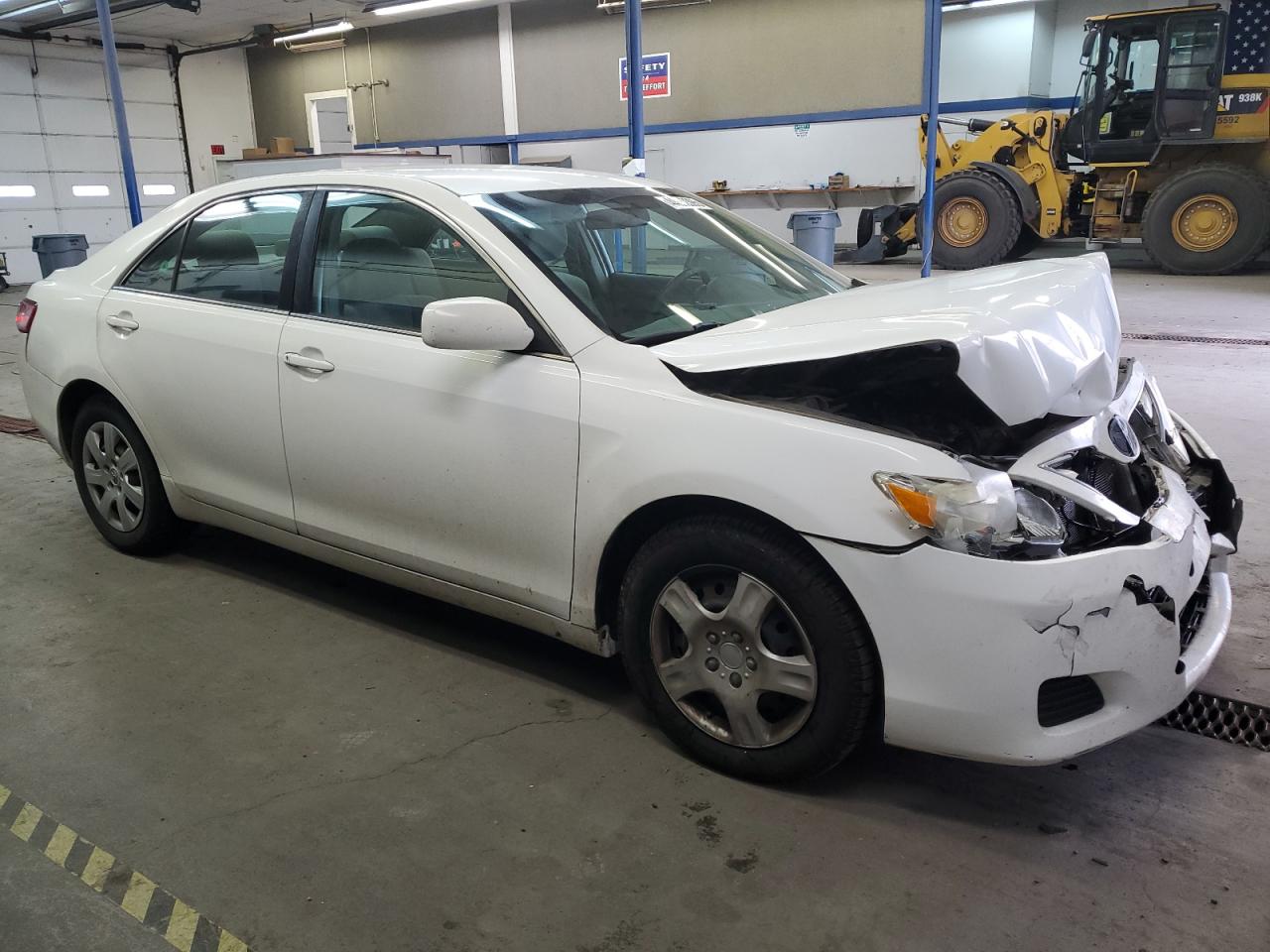 2011 Toyota Camry - Image 4
