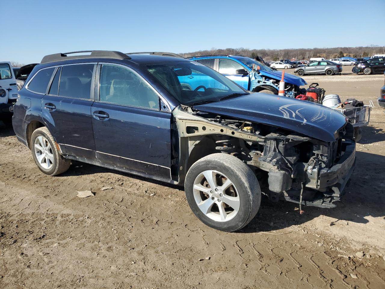 2014 Subaru Outback - Image 4