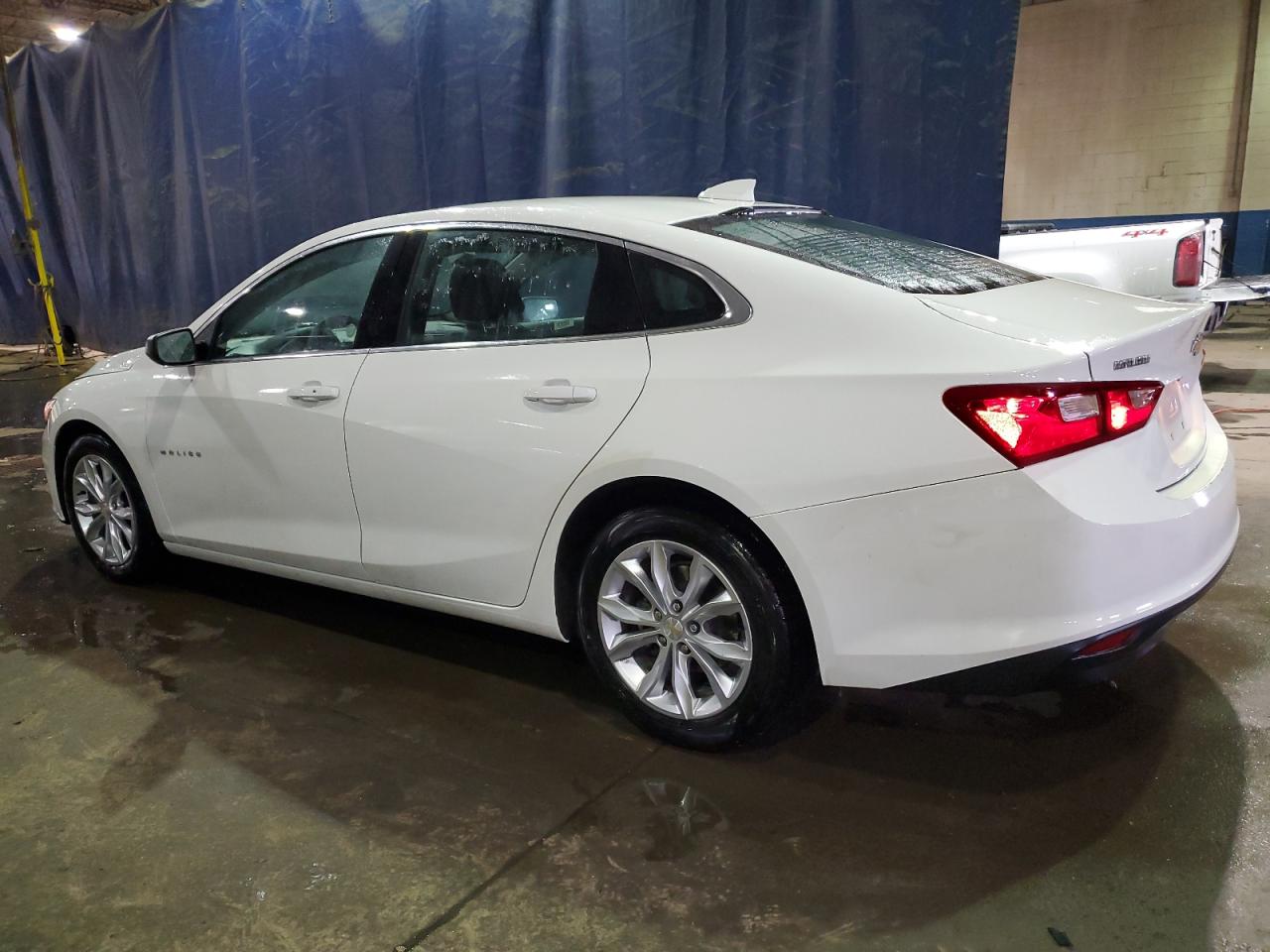 2023 Chevrolet Malibu - Image 2