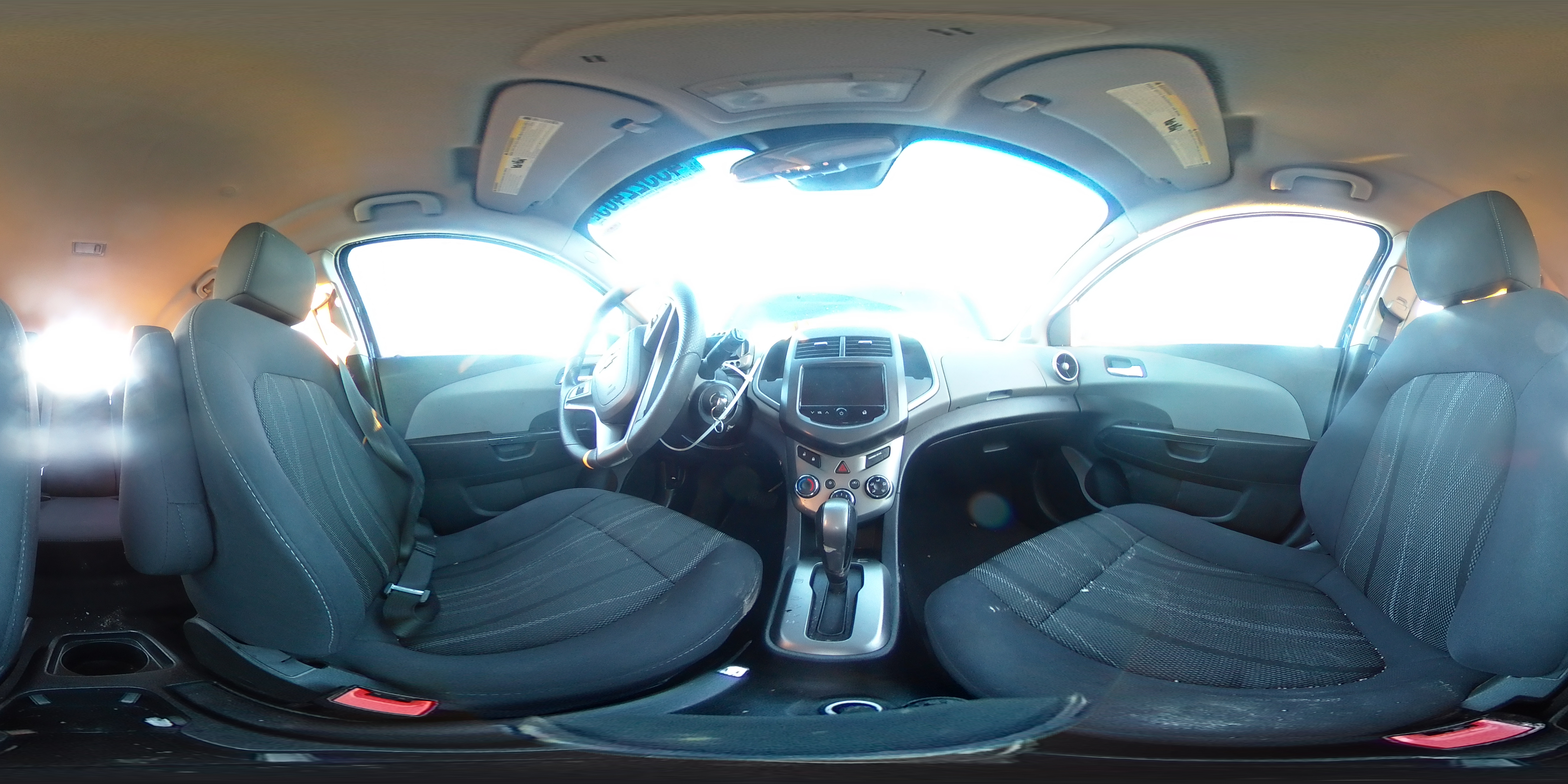 2013 Chevrolet Sonic - Image 12