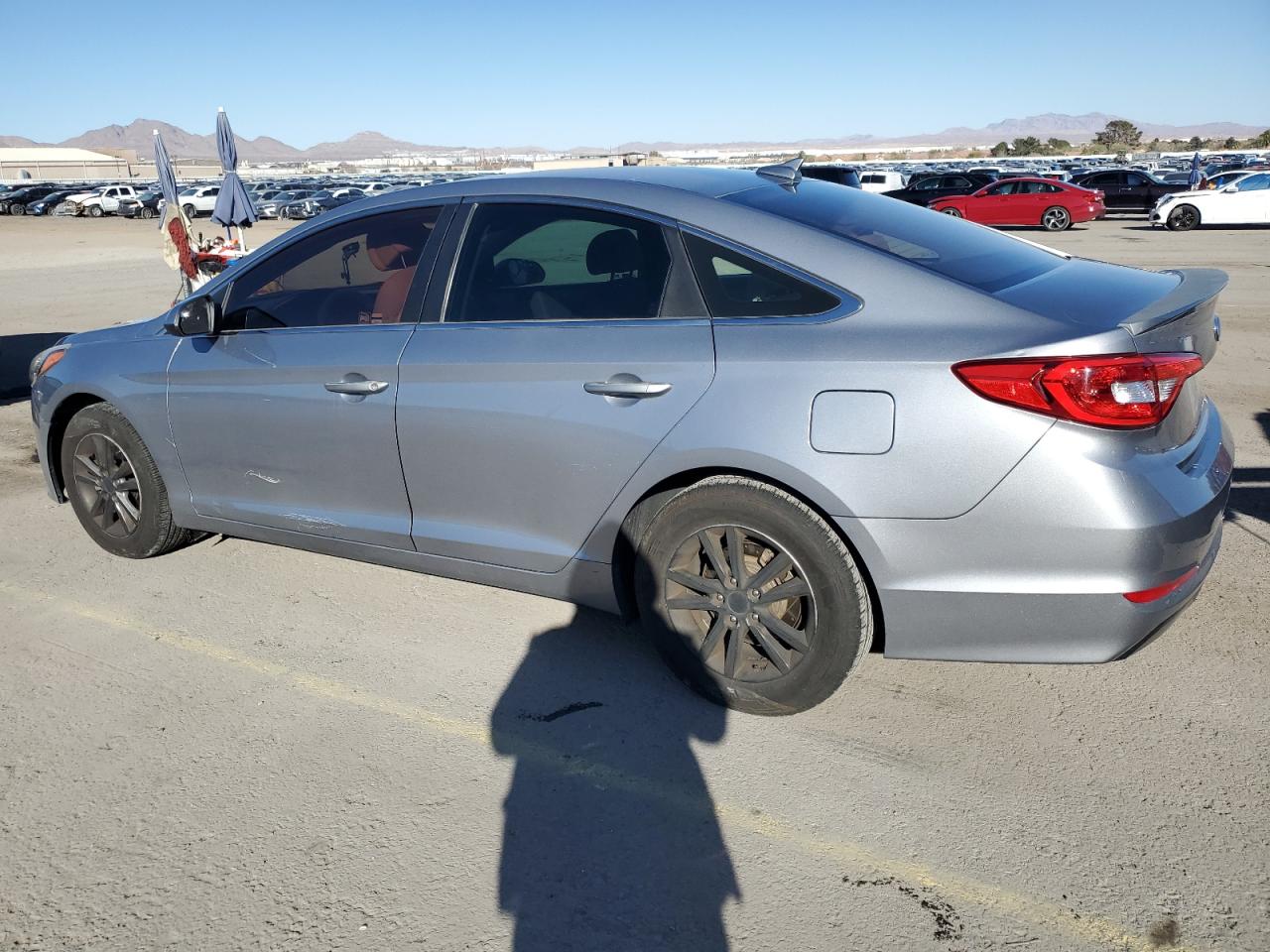 2015 Hyundai Sonata - Image 2