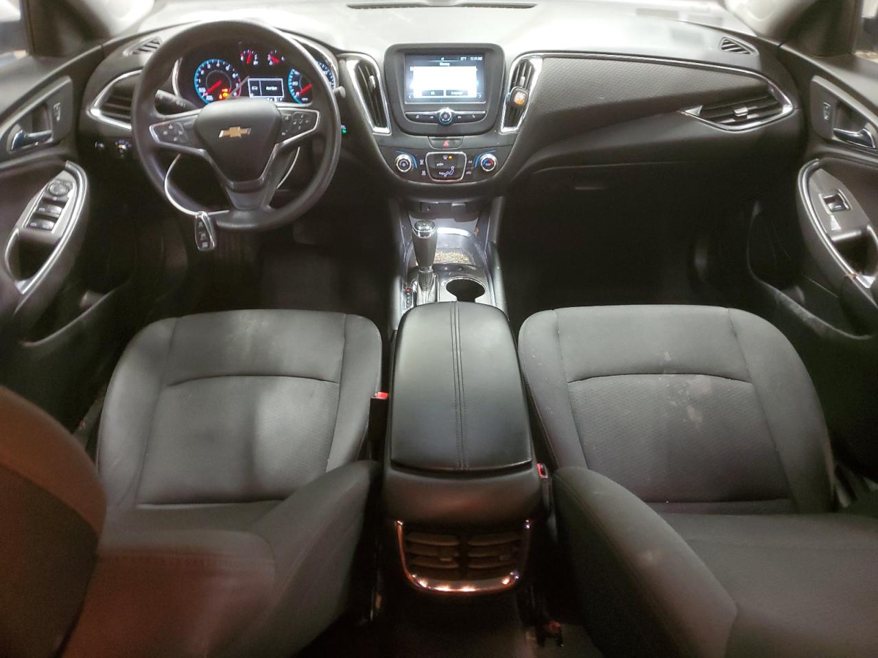 2016 Chevrolet Malibu - Image 8