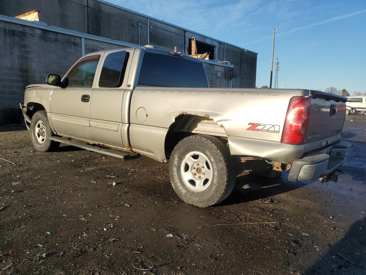 2003 Chevrolet Silverado - Image 2