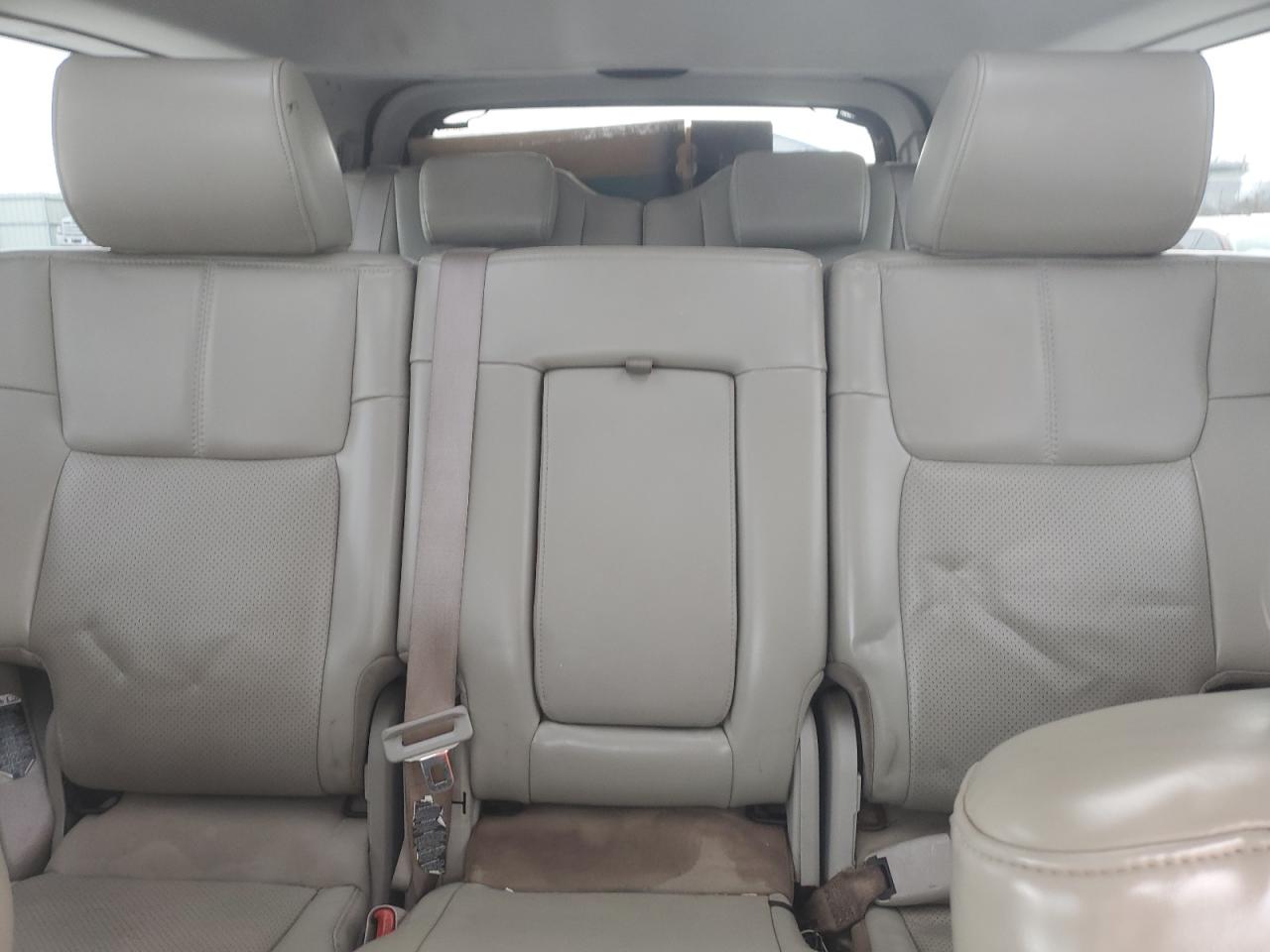 2007 Jeep Commander - Image 10