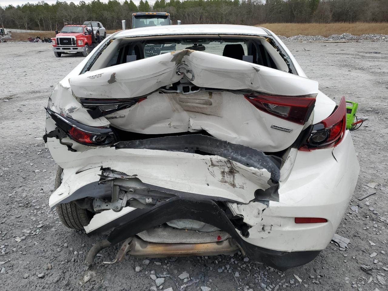 2015 Mazda 3 - Image 6