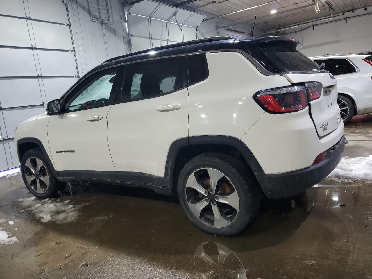 2018 Jeep Compass - Image 2