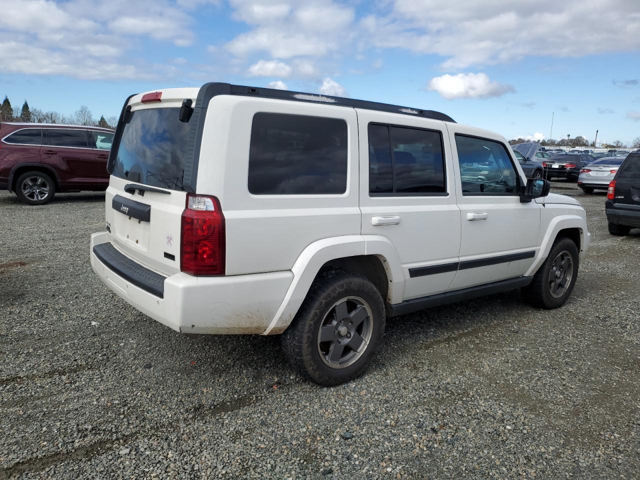 2007 Jeep Commander - Image 3