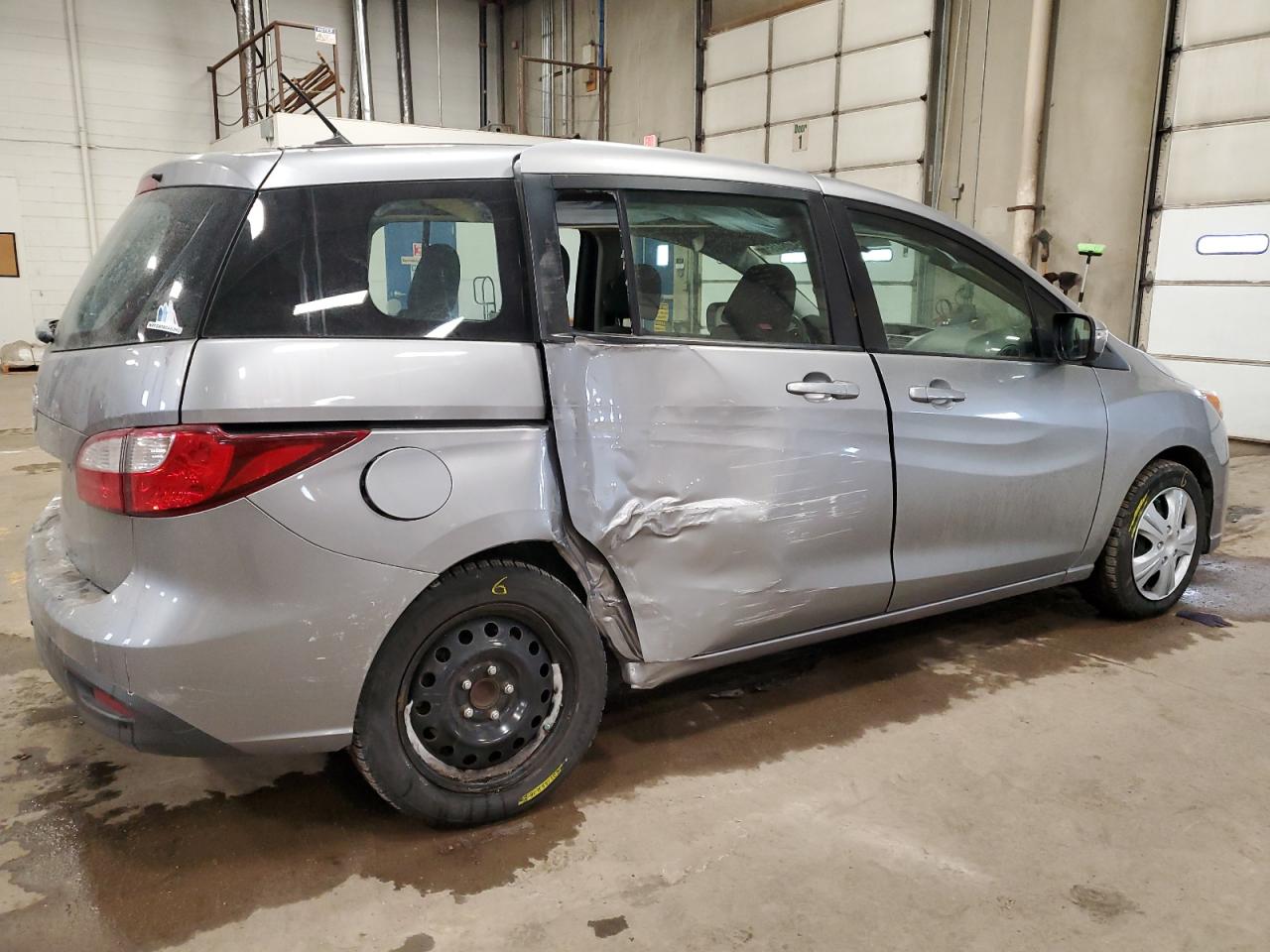2014 Mazda 5 - Image 3