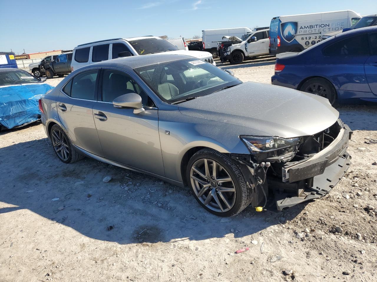 2017 Lexus IS - Image 4