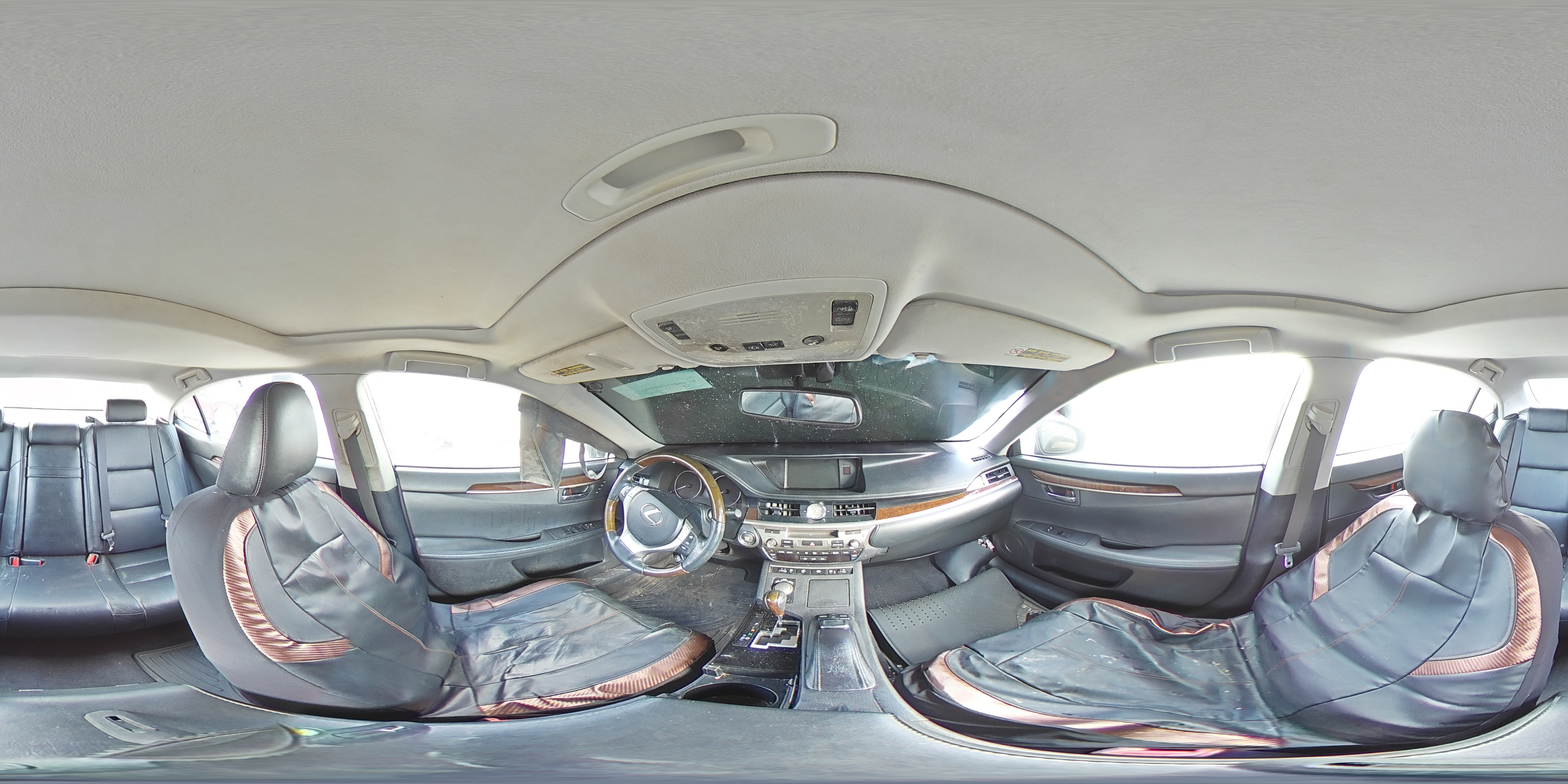 2015 Lexus ES - Image 13