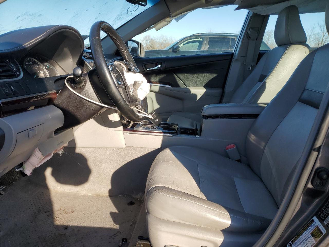 2014 Toyota Camry - Image 7