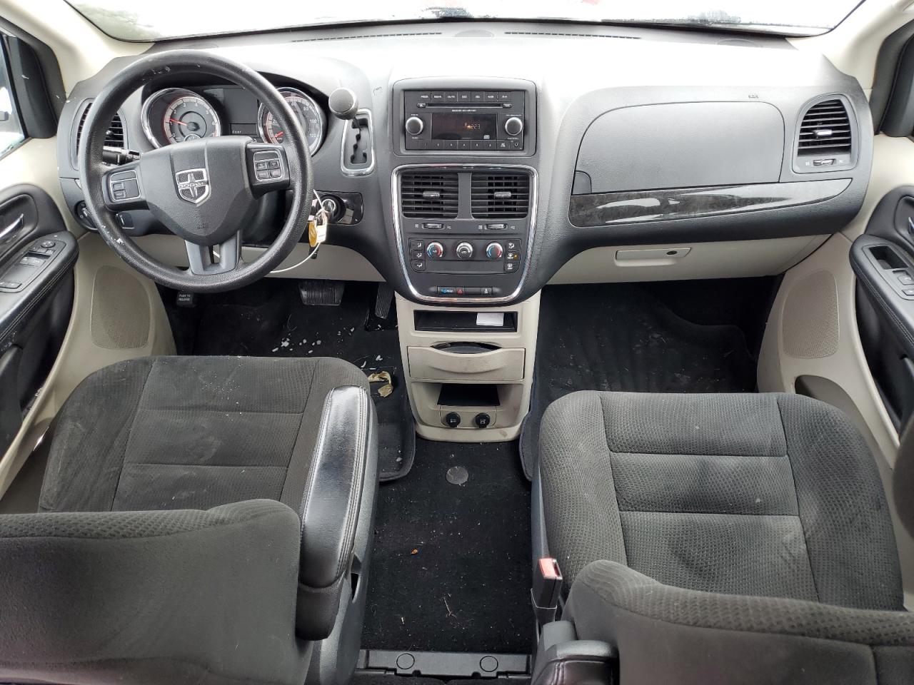 2015 Dodge Caravan - Image 8