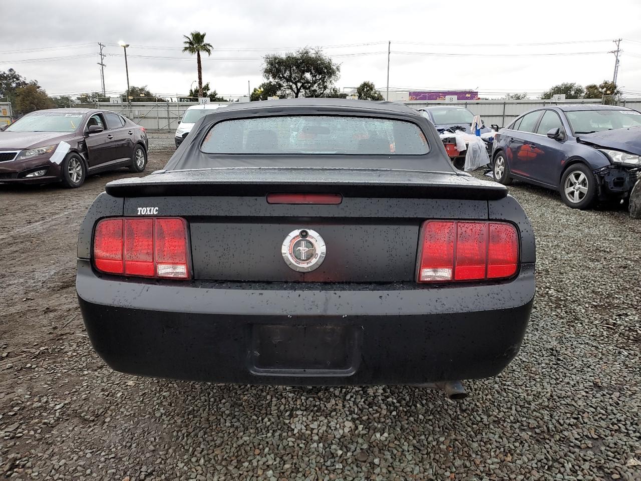 2008 Ford Mustang - Image 6
