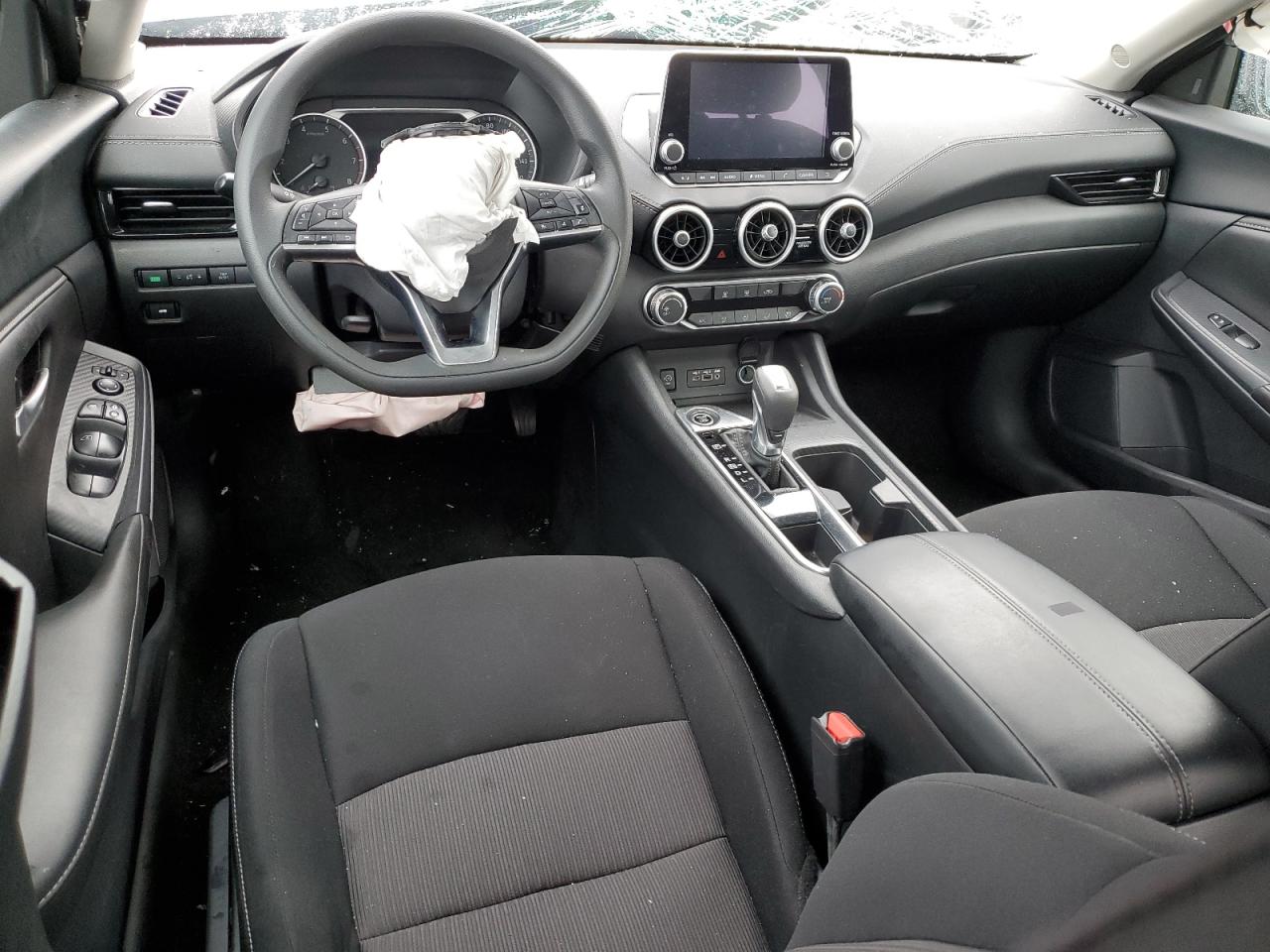 2024 Nissan Sentra - Image 8