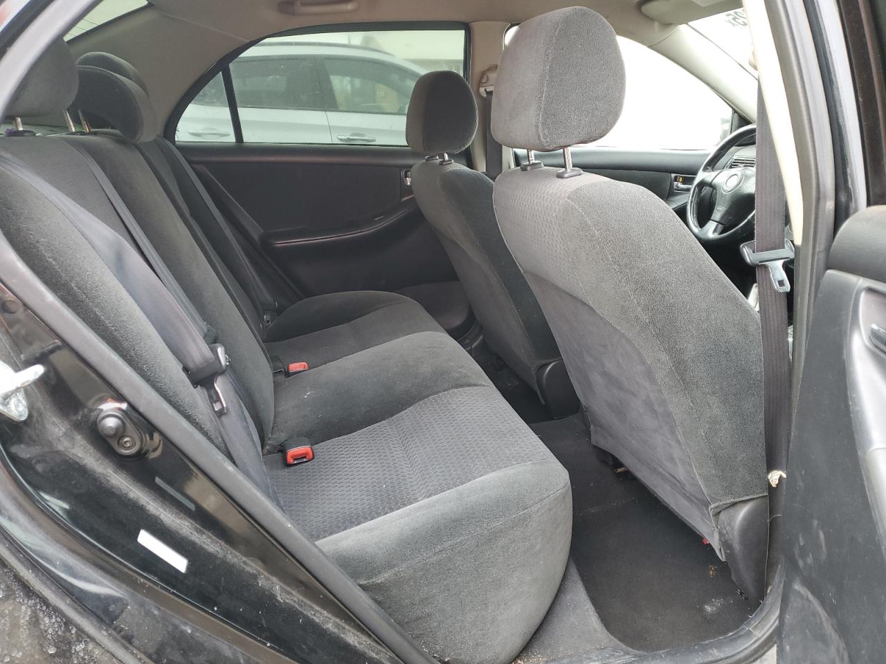 2005 Toyota Corolla - Image 10
