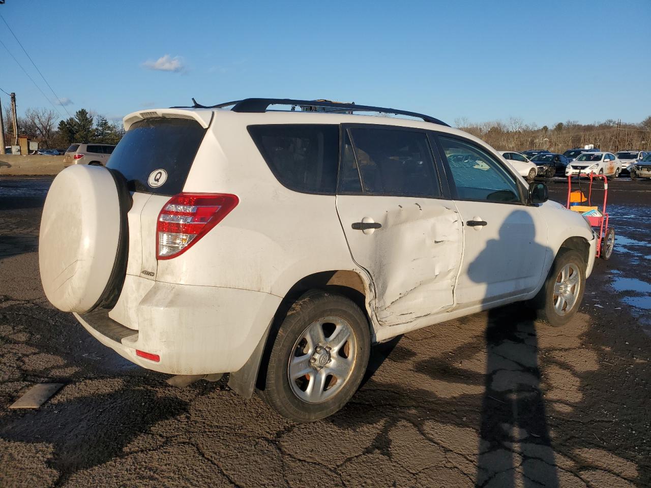 2010 Toyota RAV 4 - Image 3