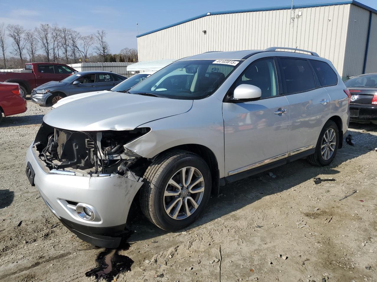 2015 Nissan Pathfinder - Image 1