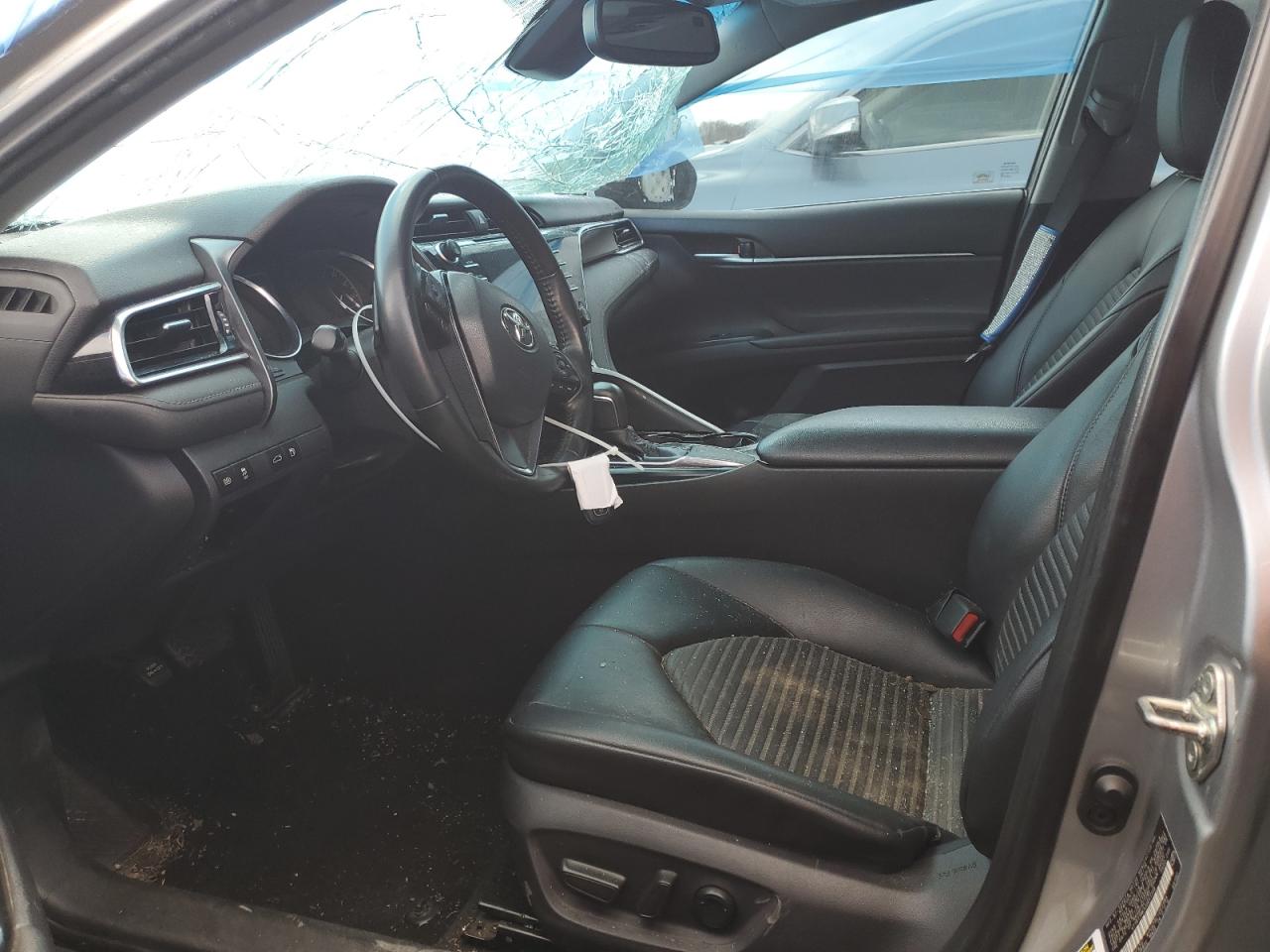 2018 Toyota Camry - Image 7