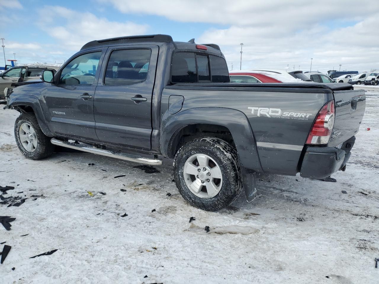 2014 Toyota Tacoma - Image 2