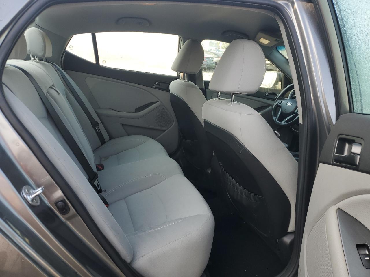 2013 Kia Optima - Image 11