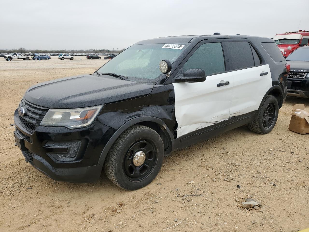2016 Ford Explorer - Image 1