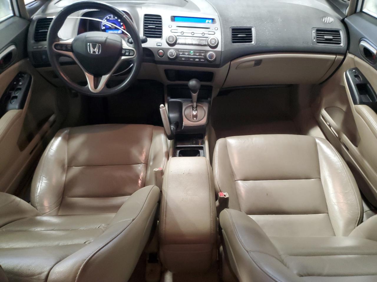 2011 Honda Civic - Image 8