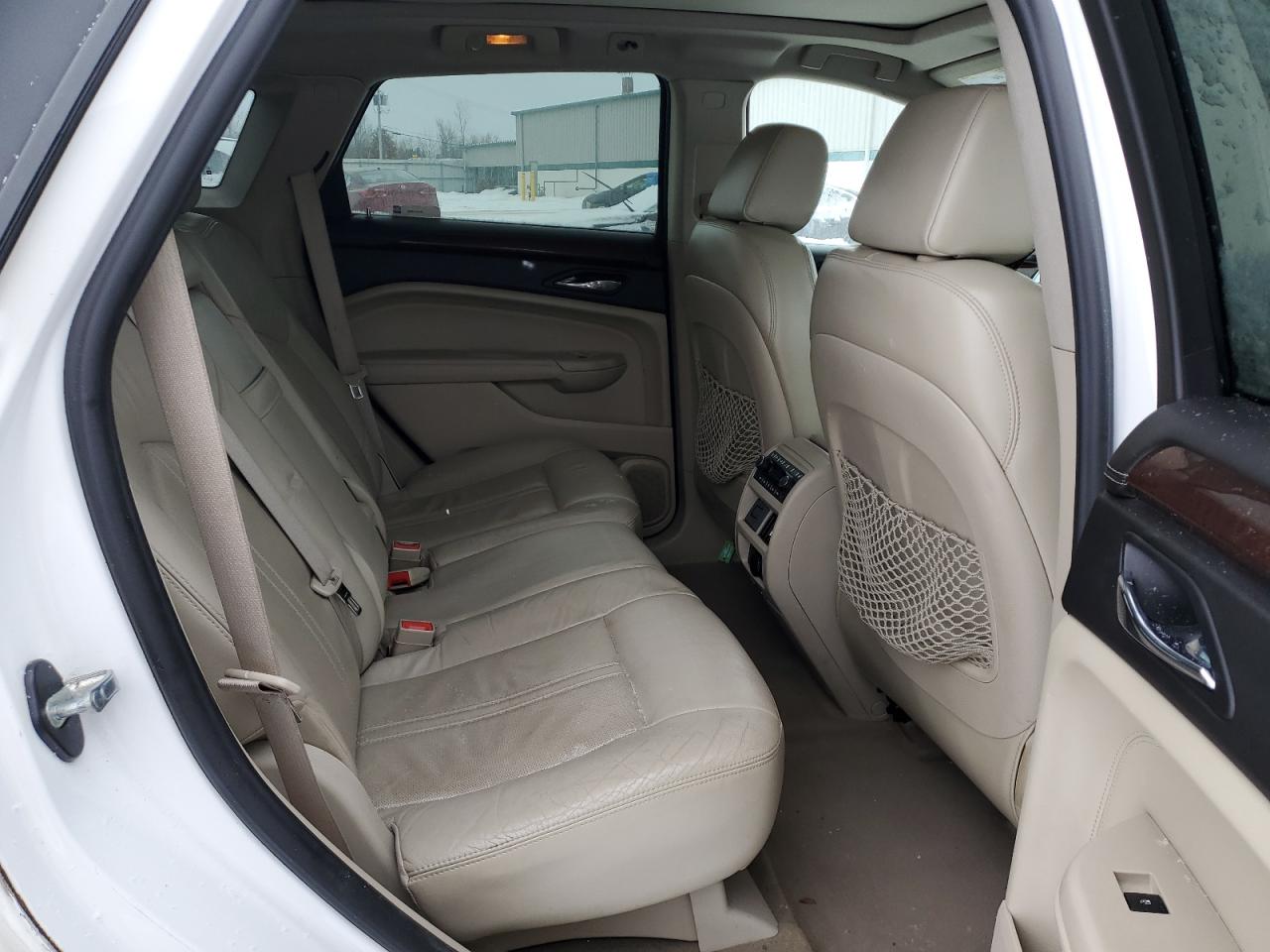 2011 Cadillac SRX - Image 11