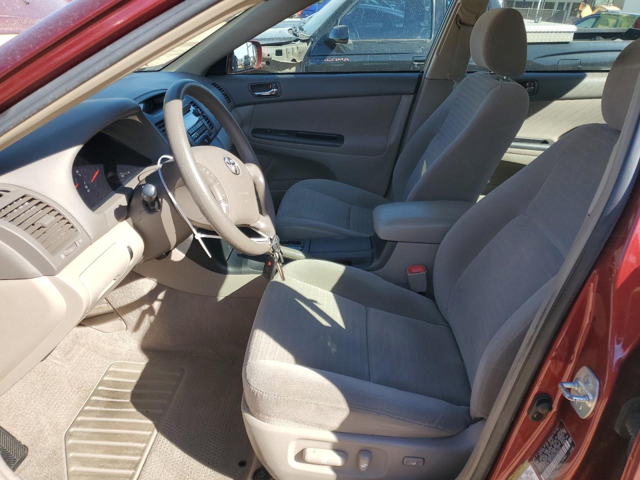 2005 Toyota Camry - Image 7