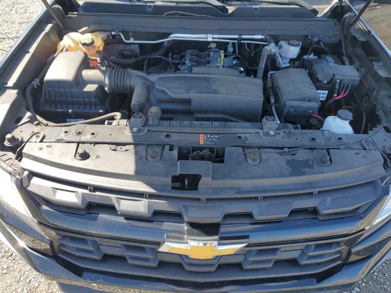 2022 Chevrolet Colorado - Image 11