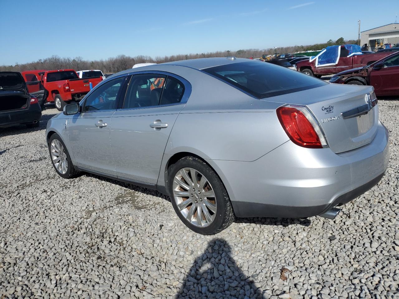 2009 Lincoln MKS - Image 2