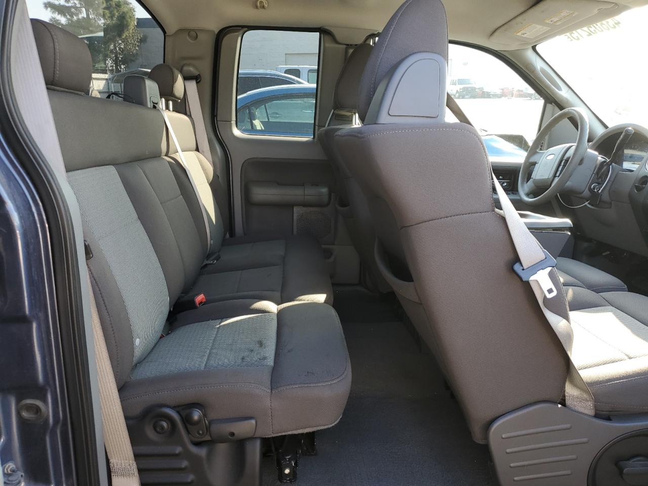 2006 Ford F-150 - Image 10
