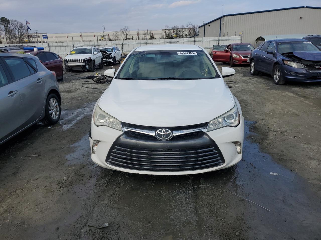 2016 Toyota Camry - Image 5