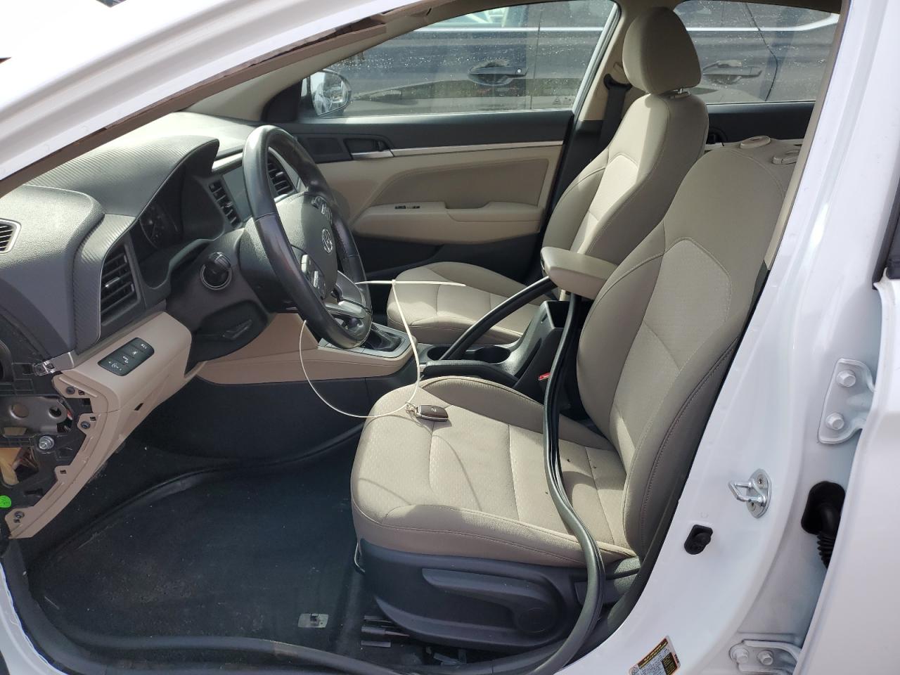 2020 Hyundai Elantra - Image 7