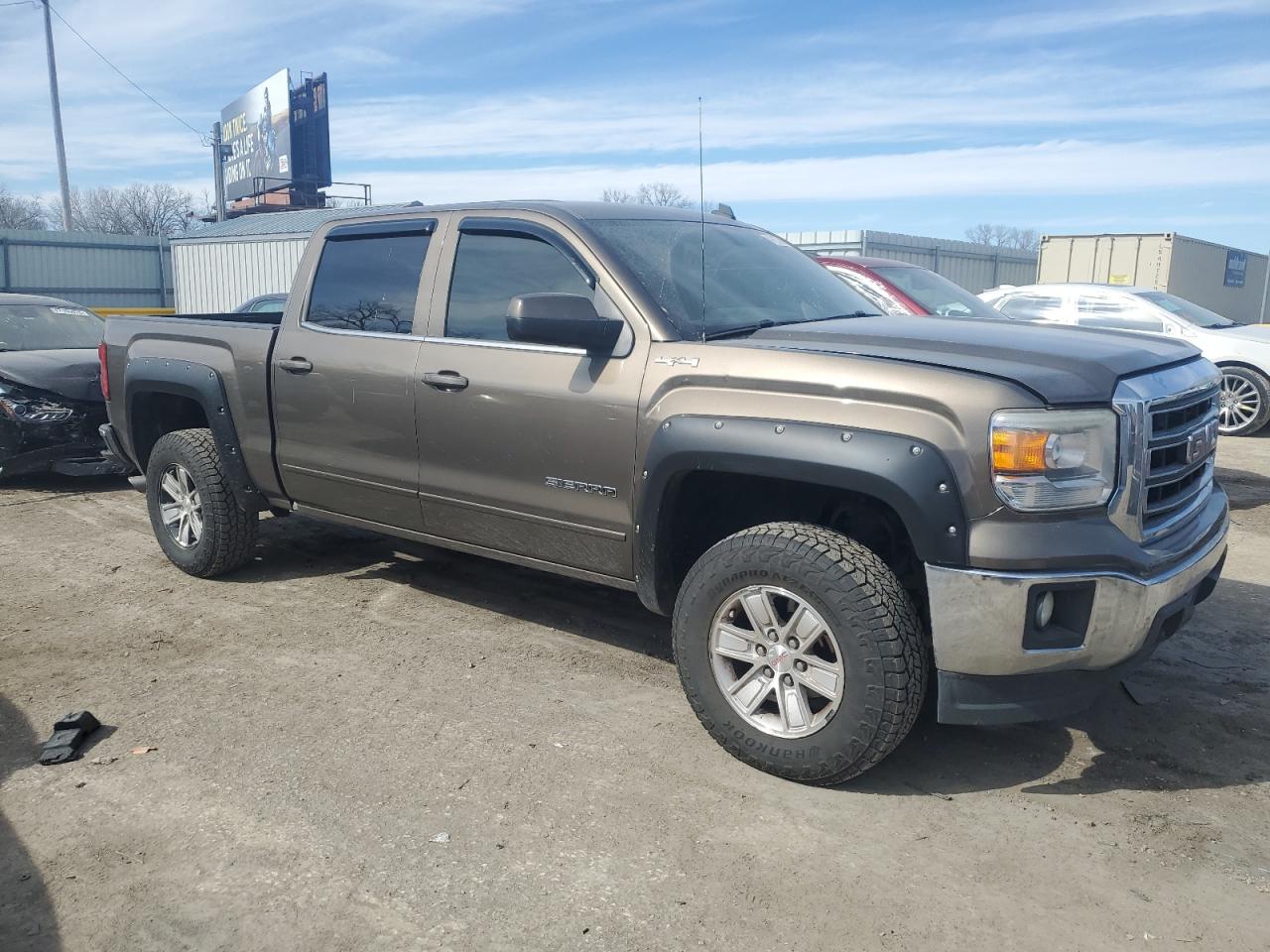 2014 GMC Sierra - Image 4