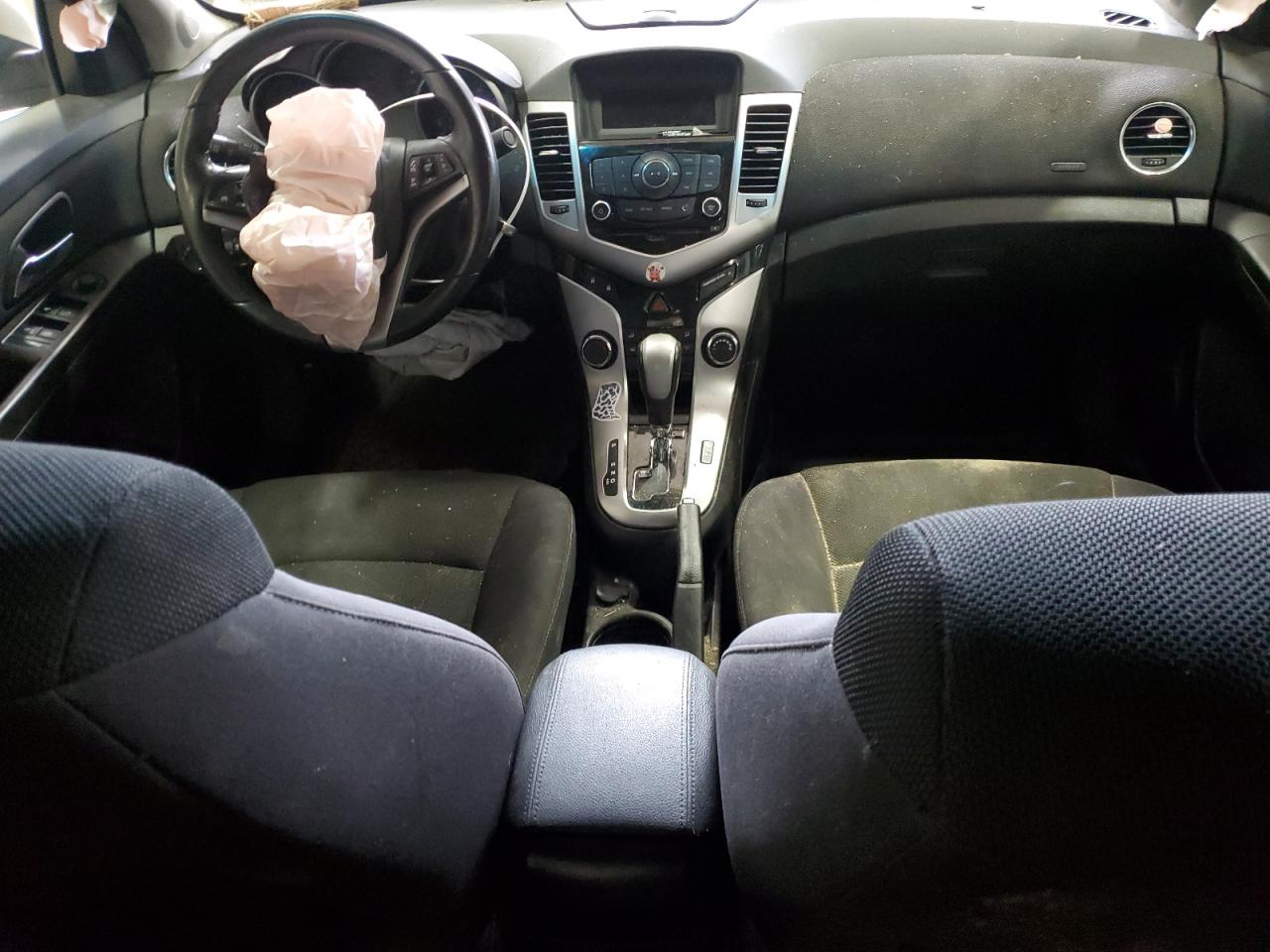 2014 Chevrolet Cruze - Image 8
