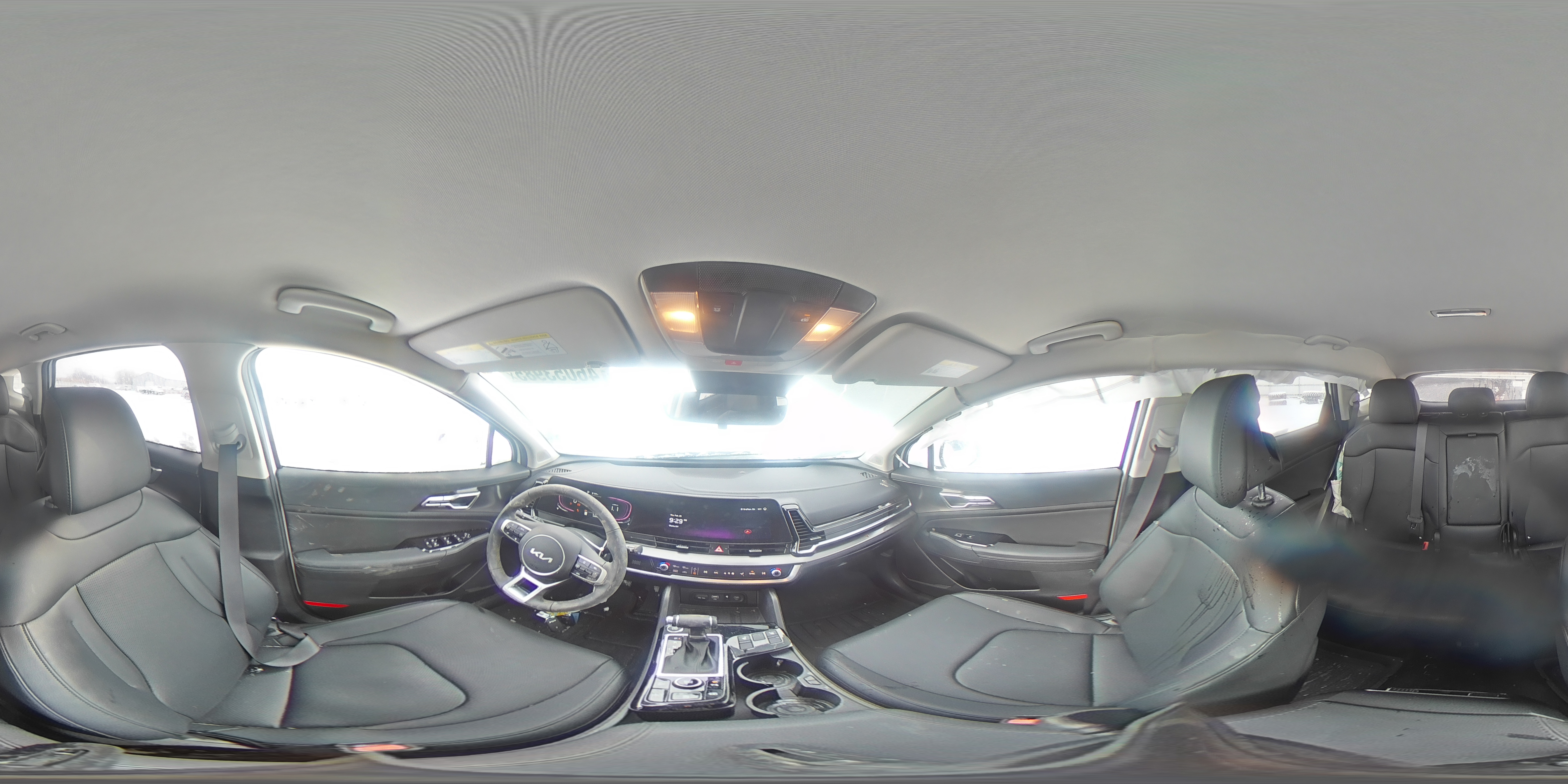 2024 Kia Sportage - Image 13