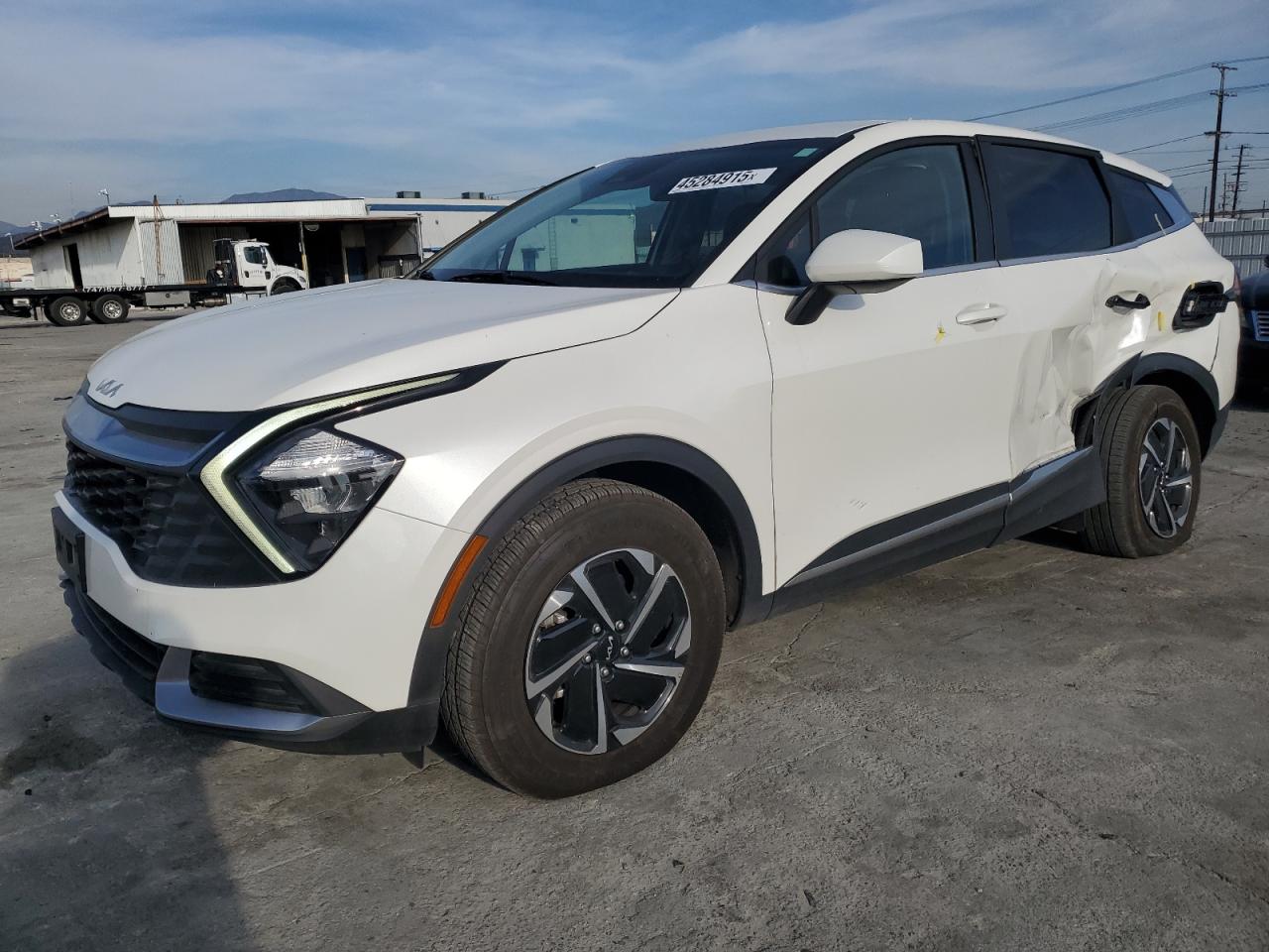 2023 Kia Sportage - Image 1
