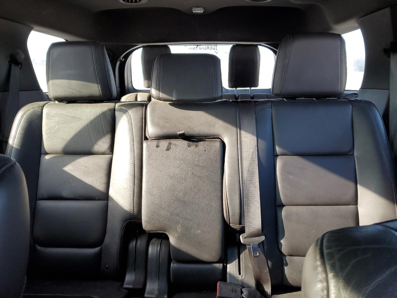 2015 Ford Explorer - Image 10