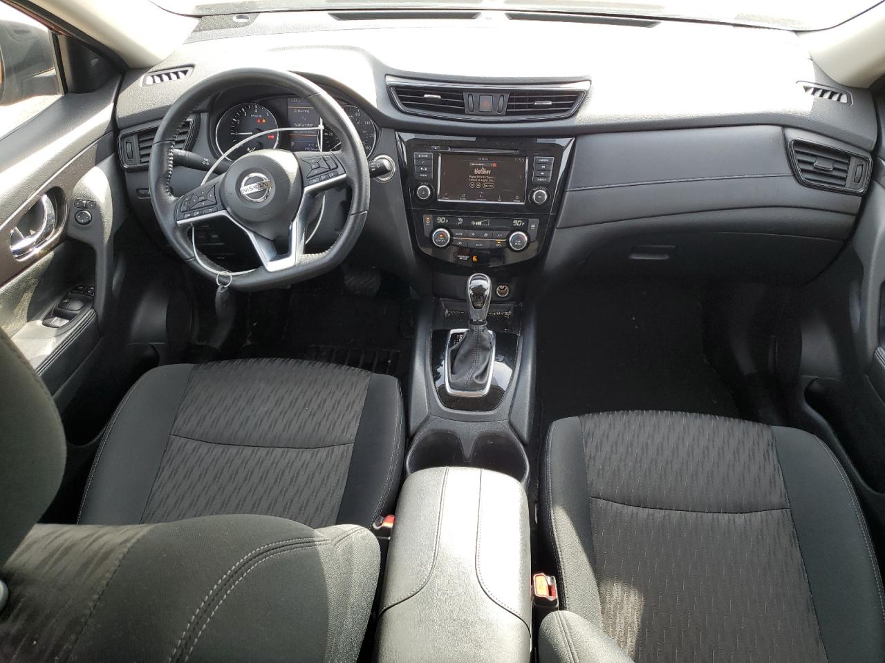 2019 Nissan Rogue - Image 8